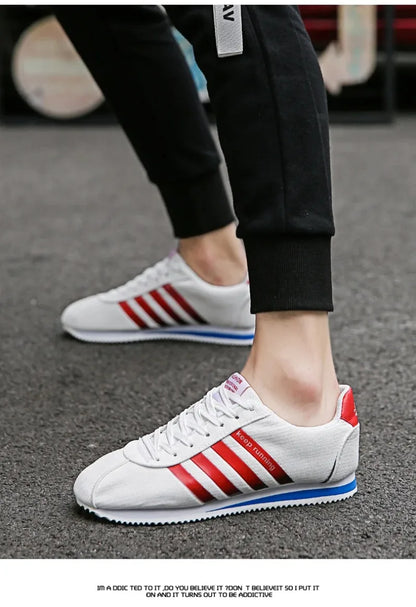 Men's Running Shoes Summer Breathable Non-slip Sports Shoes Outdoor Male Lightweight Sneakers Men Comfortable Athletic Footwear