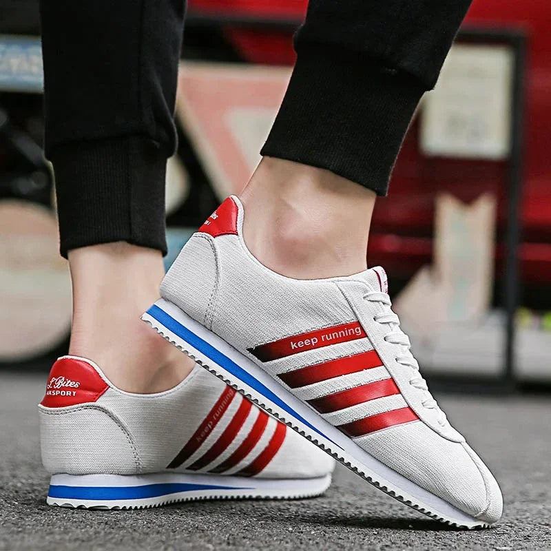 Men's Running Shoes Summer Breathable Non-slip Sports Shoes Outdoor Male Lightweight Sneakers Men Comfortable Athletic Footwear