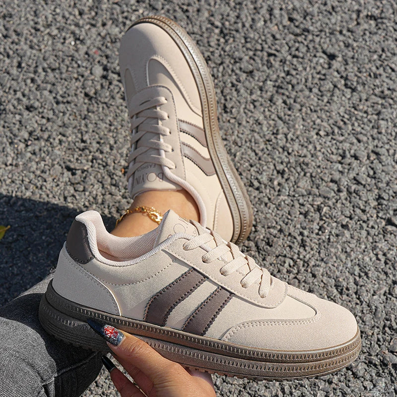 Sports Shoes for Women, Fashionable, Lightweight Lace-Up Sneakers, Casual Sneakers, Suitable for Travel and Running